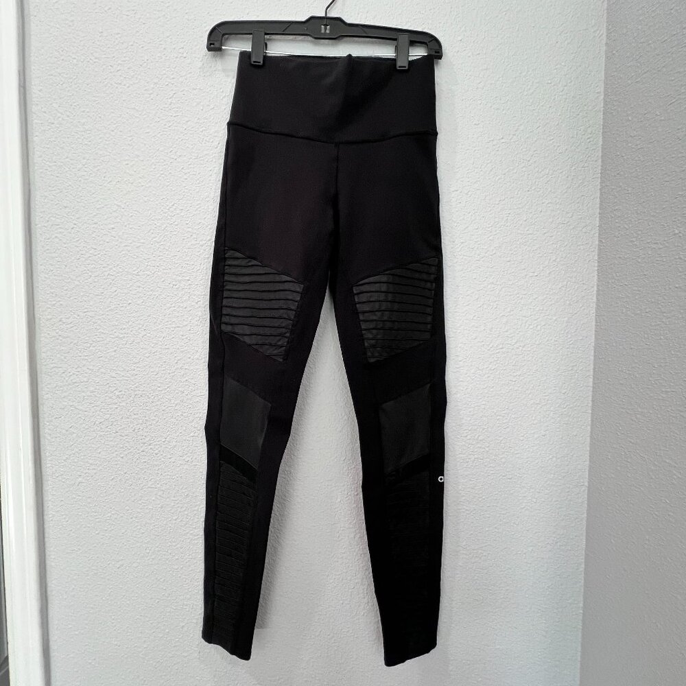 Women's Alo Yoga High Waisted Black Moto Leggings